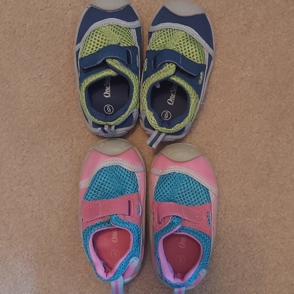 2 pairs Baby Water Shoes - blue pink green - size 6